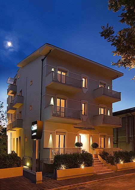Residence Caterina Cattolica Zewnętrze zdjęcie